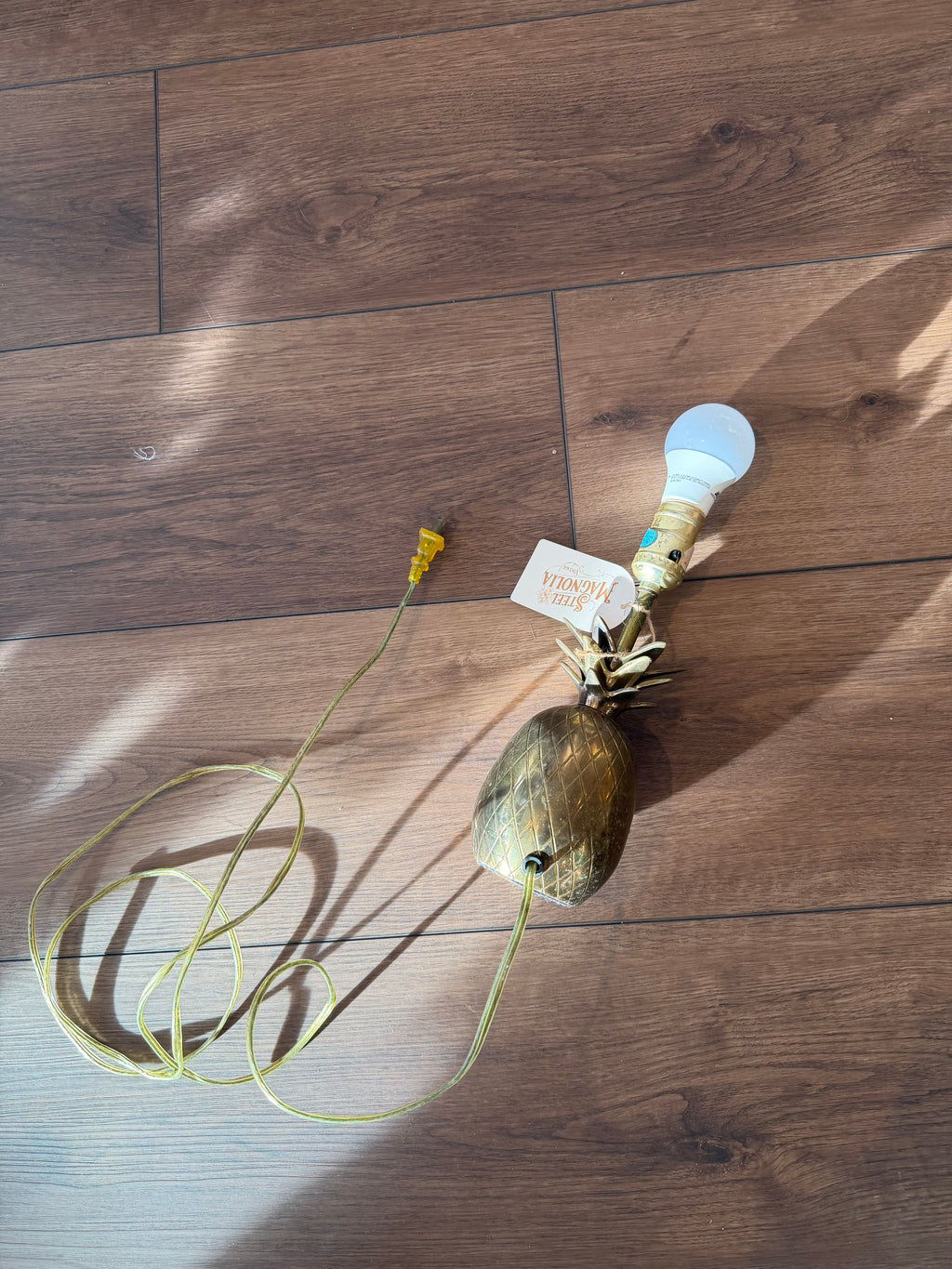 Brass Pineapple Tabletop Lamp